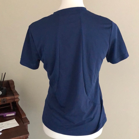 Cute ASOS Blue Workout Short Sleeve Shirt - Picture 4 of 8